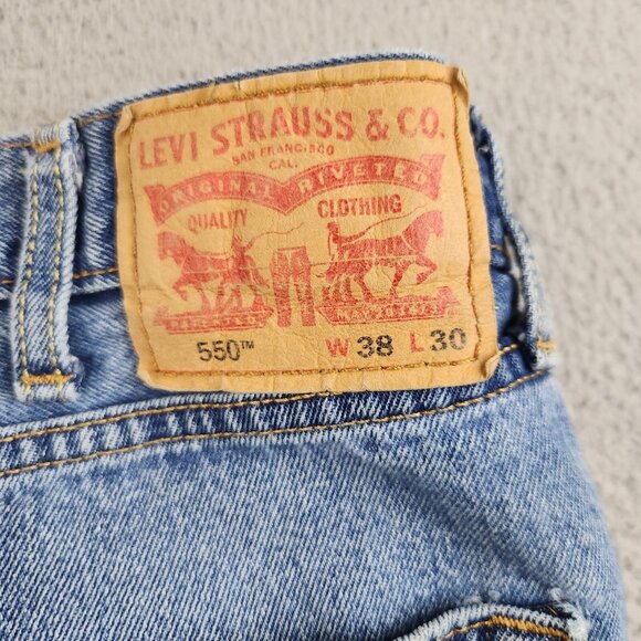 Levi's Jeans Men's 38x30 Blue 550 Relaxed Fit Medium Wash Denim Pants - Picture 9 of 9